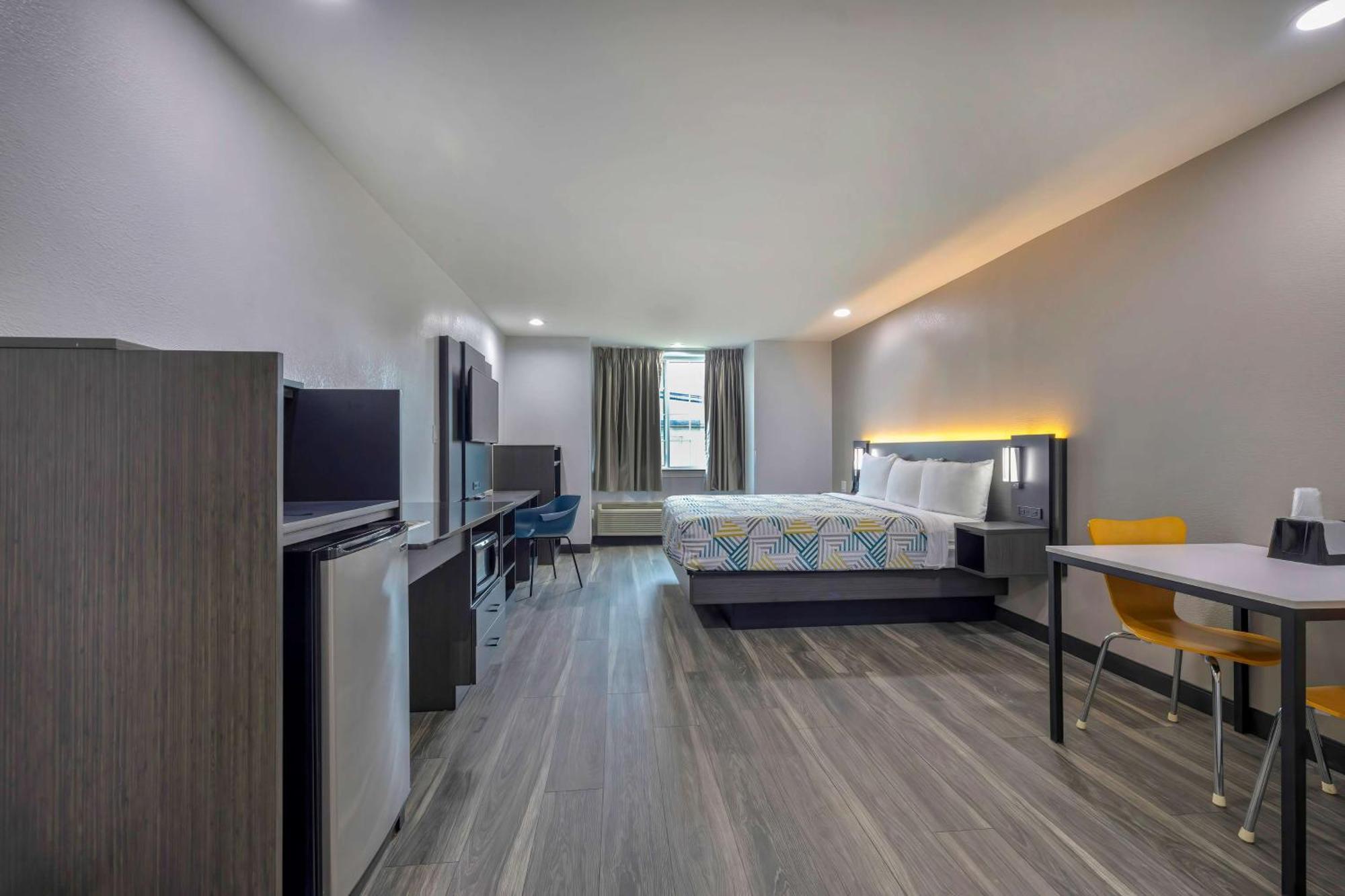 Motel 6-Fort Worth, Tx - Burleson מראה חיצוני תמונה