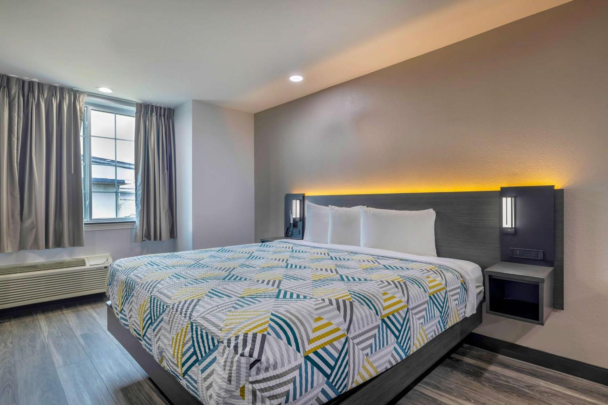 Motel 6-Fort Worth, Tx - Burleson מראה חיצוני תמונה