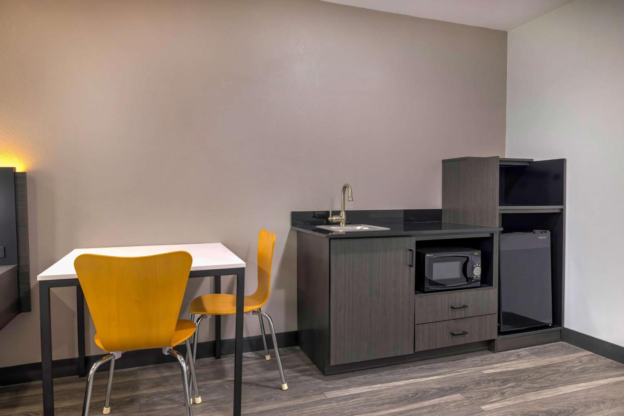 Motel 6-Fort Worth, Tx - Burleson מראה חיצוני תמונה