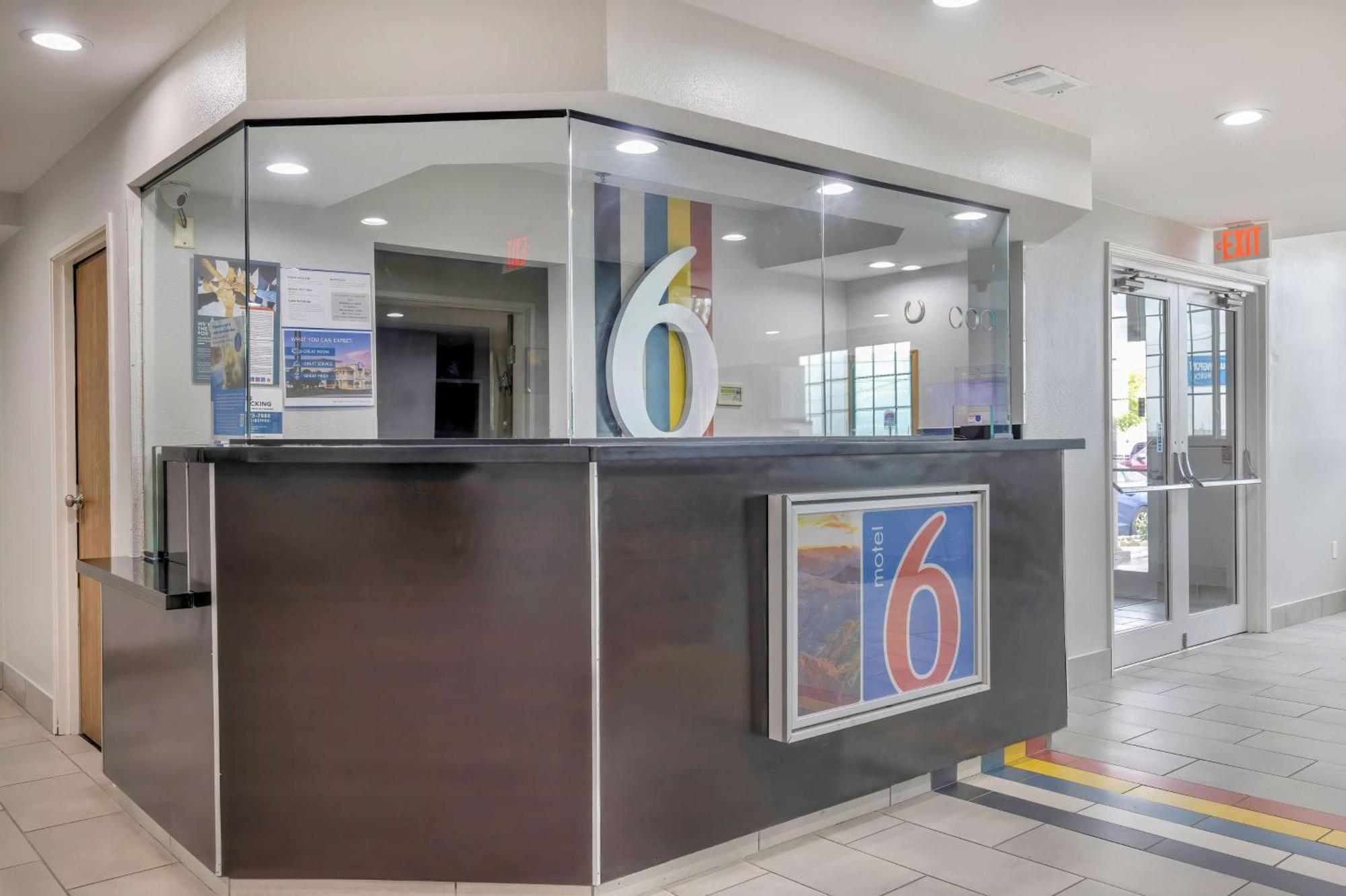 Motel 6-Fort Worth, Tx - Burleson מראה חיצוני תמונה